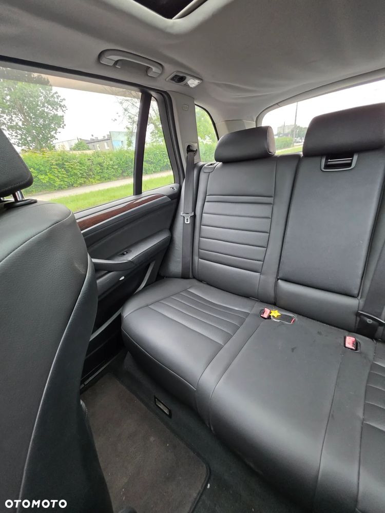 BMW X5 3.5i xDrive - 26