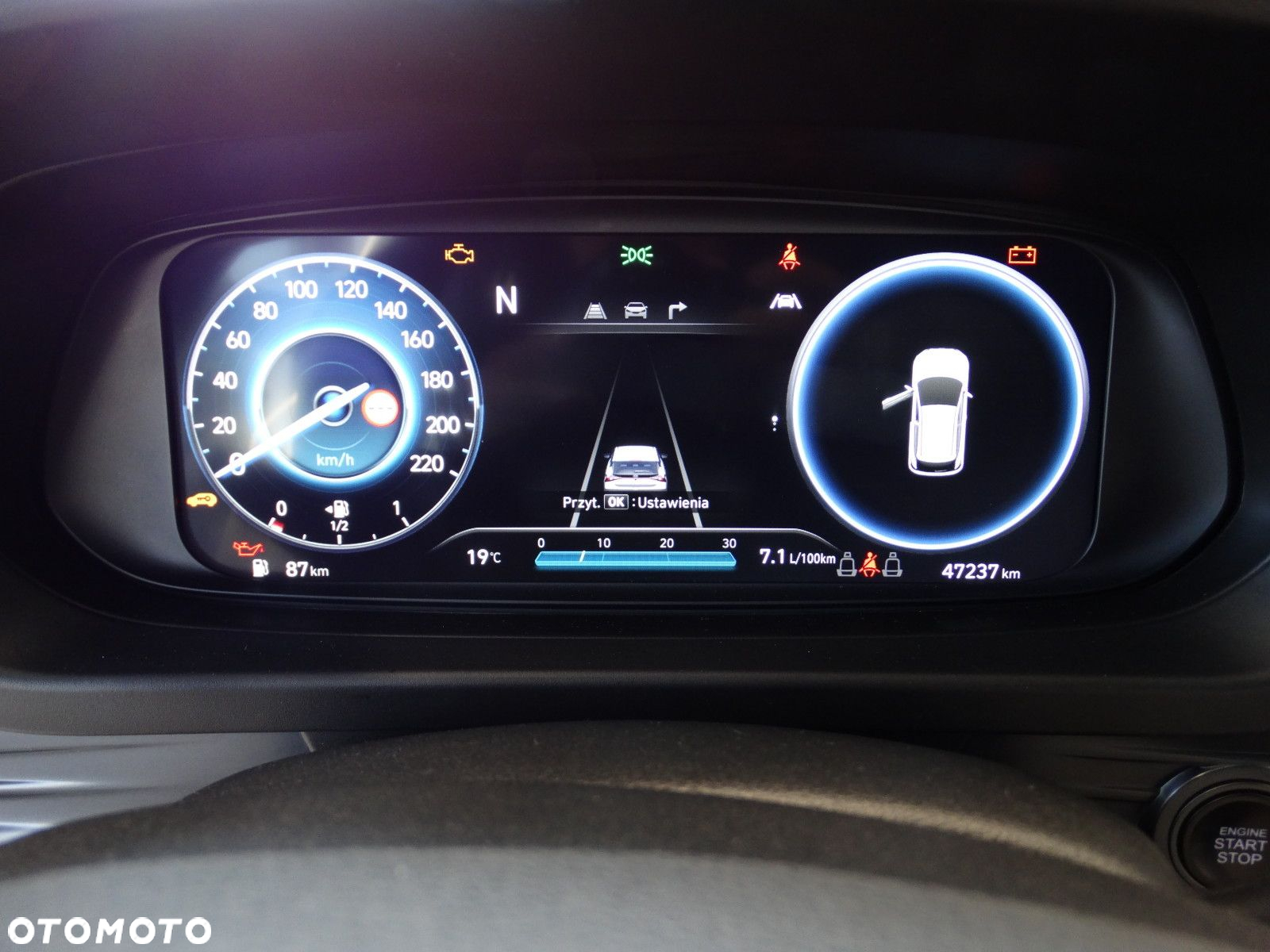 Hyundai i20 - 33
