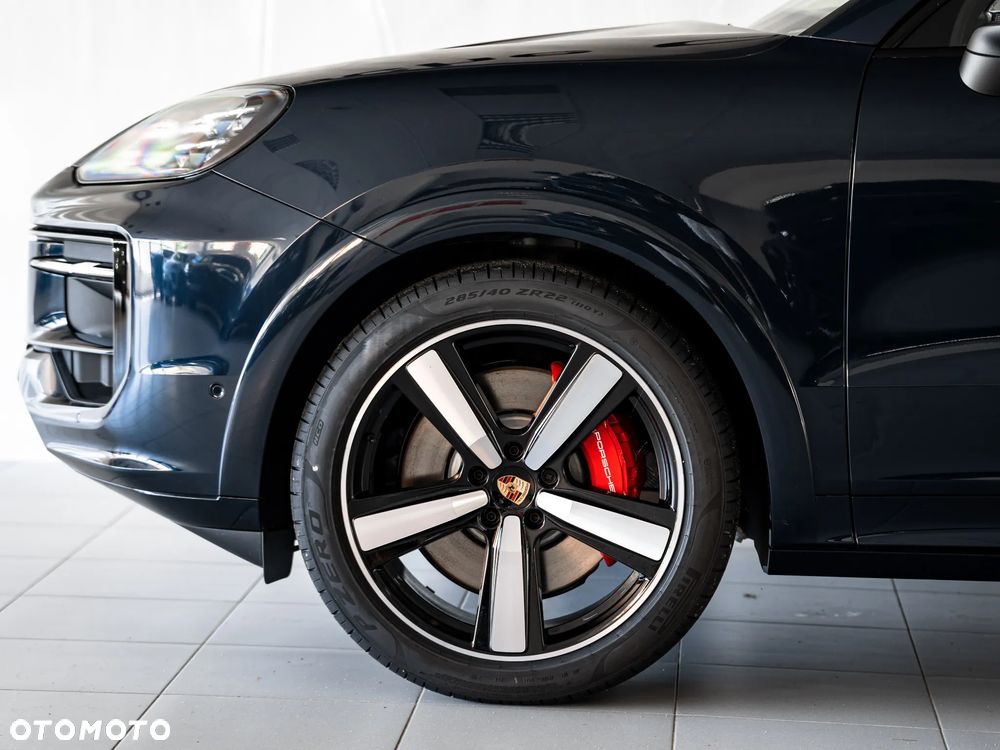 Porsche Cayenne - 6