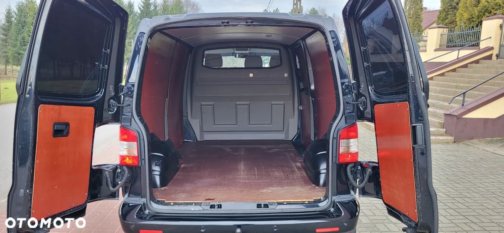 Volkswagen Transporter - 12