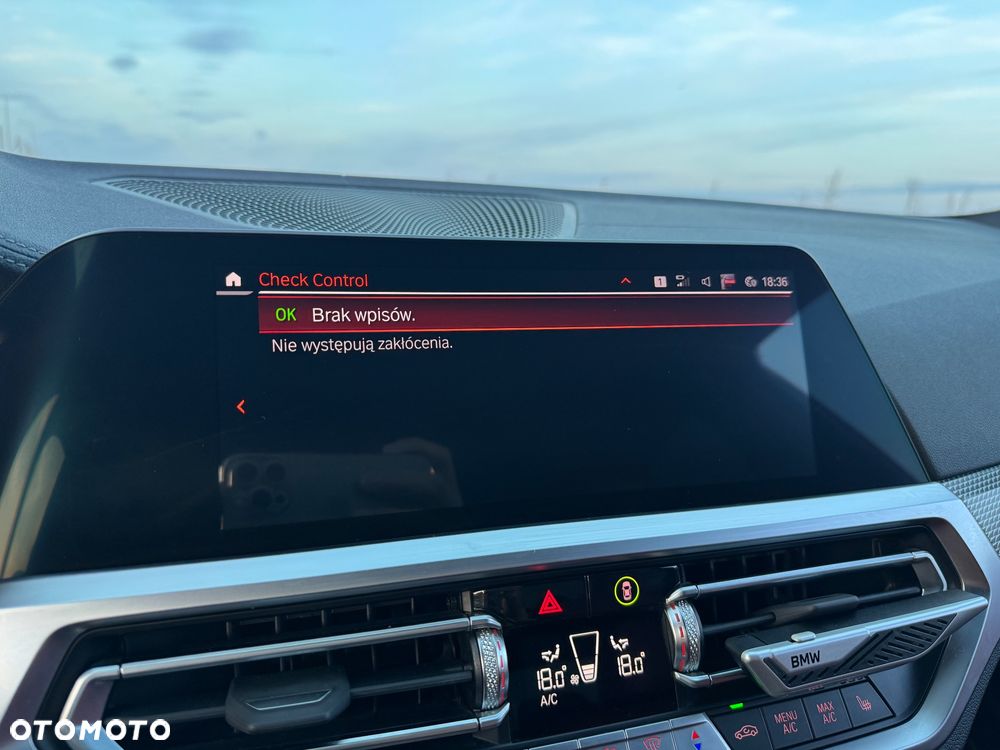 BMW Seria 3 M340i xDrive - 29