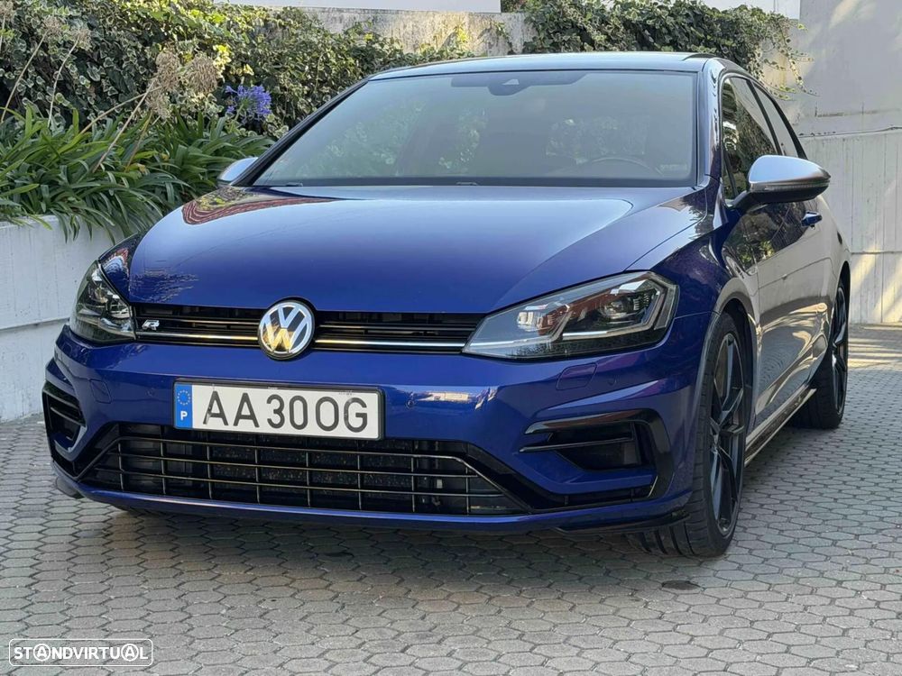 VW Golf R 4Motion (BlueMotion ) - 19