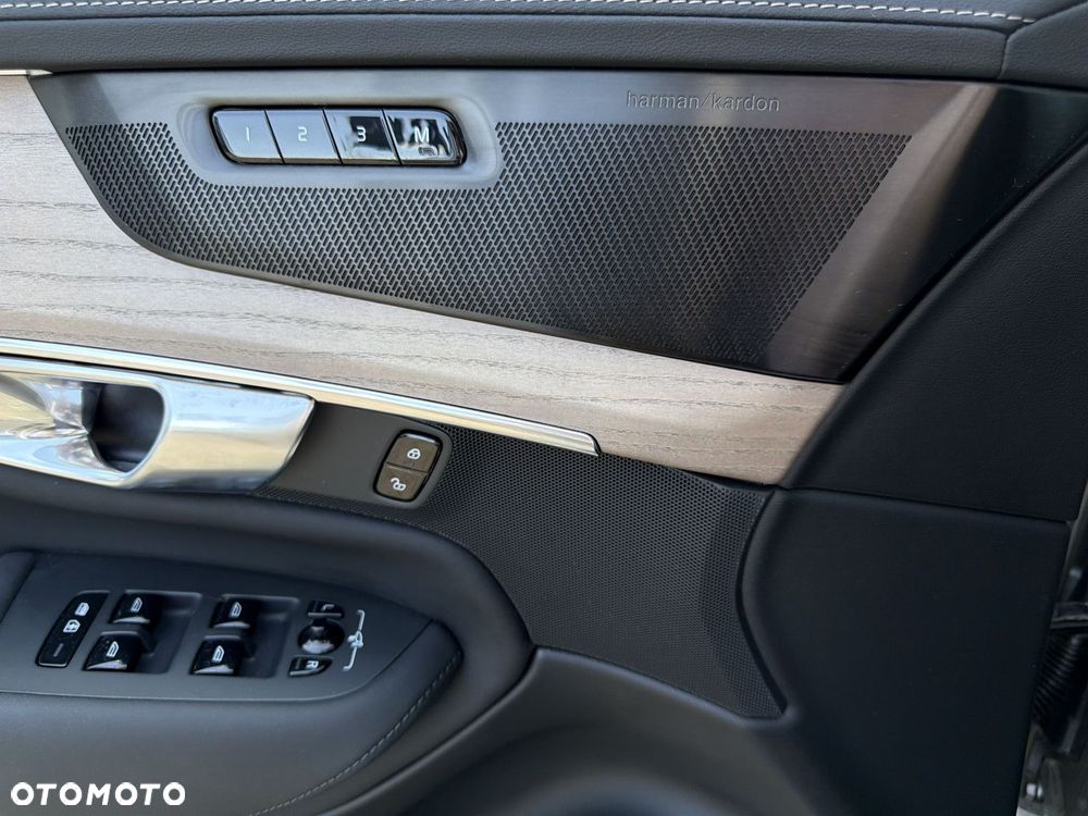 Volvo XC 90 - 28
