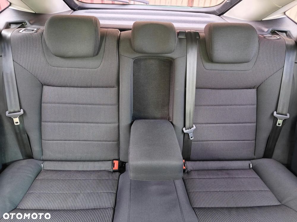 Ford Mondeo 2.0 TDCi Ambiente - 11