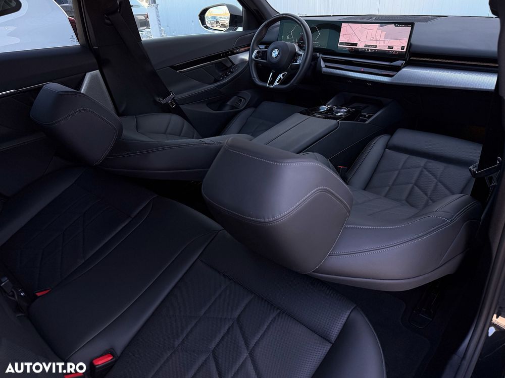 BMW Seria 5 520i AT MHEV - 26