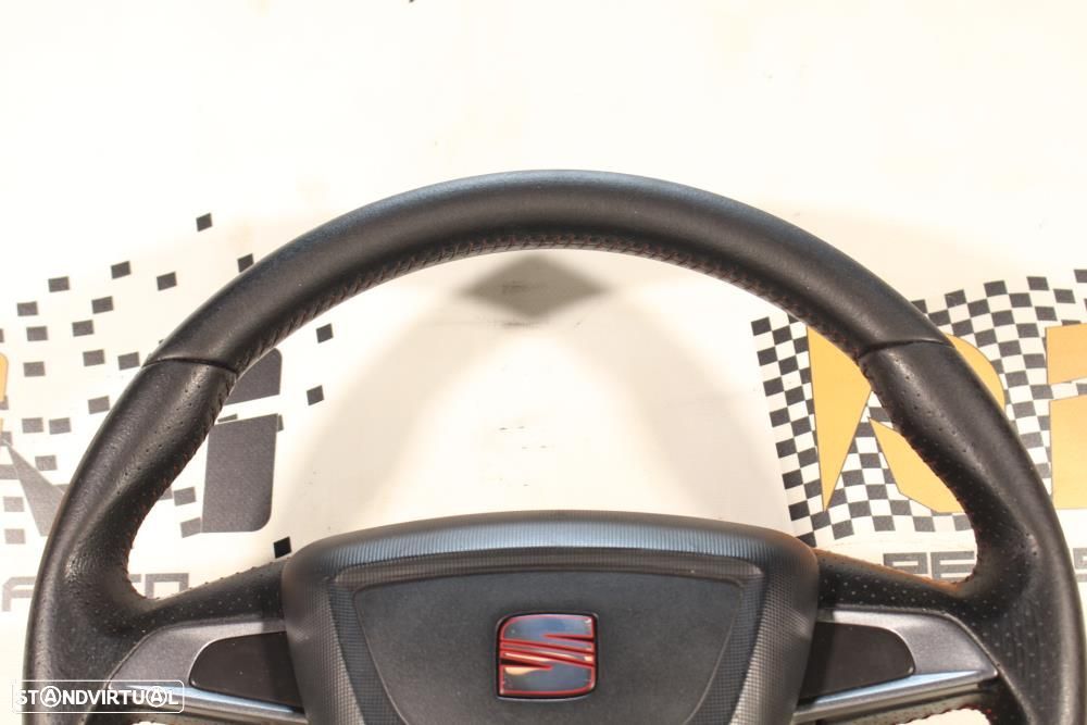 Volante Seat Ibiza 6J FR Flat Bottom - 2