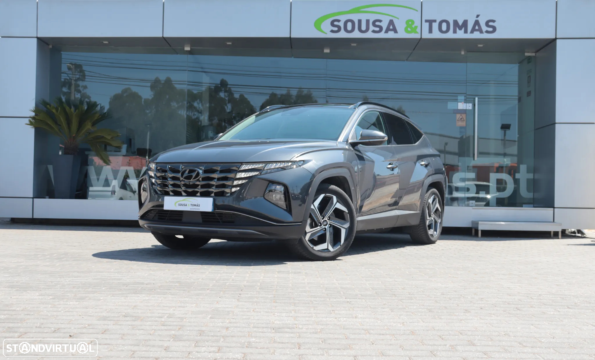 Hyundai Tucson - 2