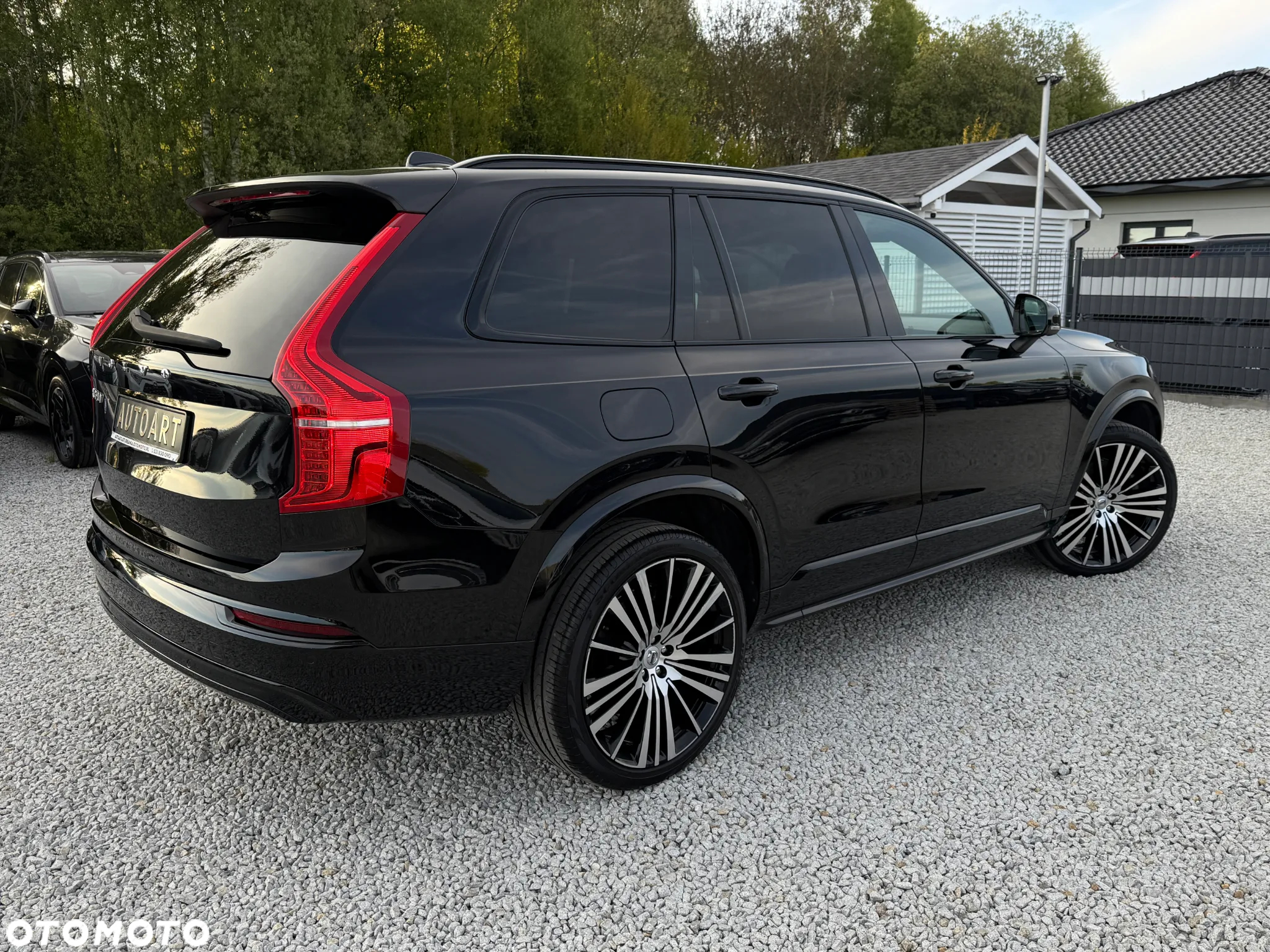 Volvo XC 90 T8 AWD Recharge Geartronic RDesign Edition - 17