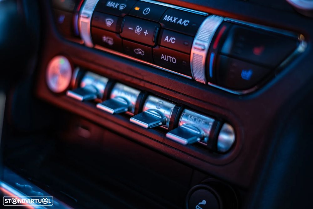 Ford Mustang 2.3i EcoBoost Aut. - 20