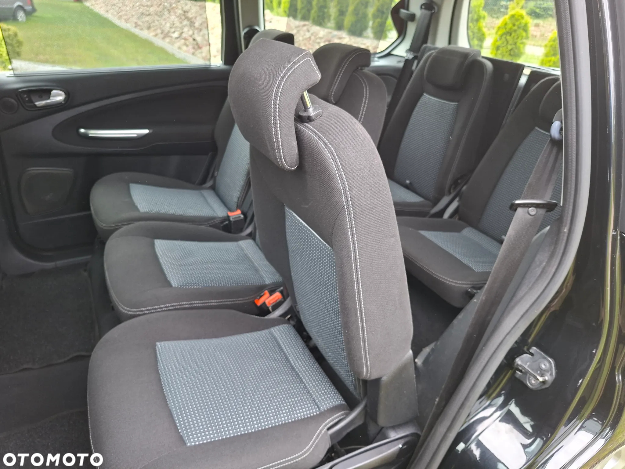 Ford Galaxy 2.0 TDCi Ambiente - 13