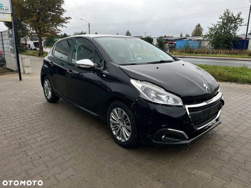 Peugeot 208 PureTech 82 Style