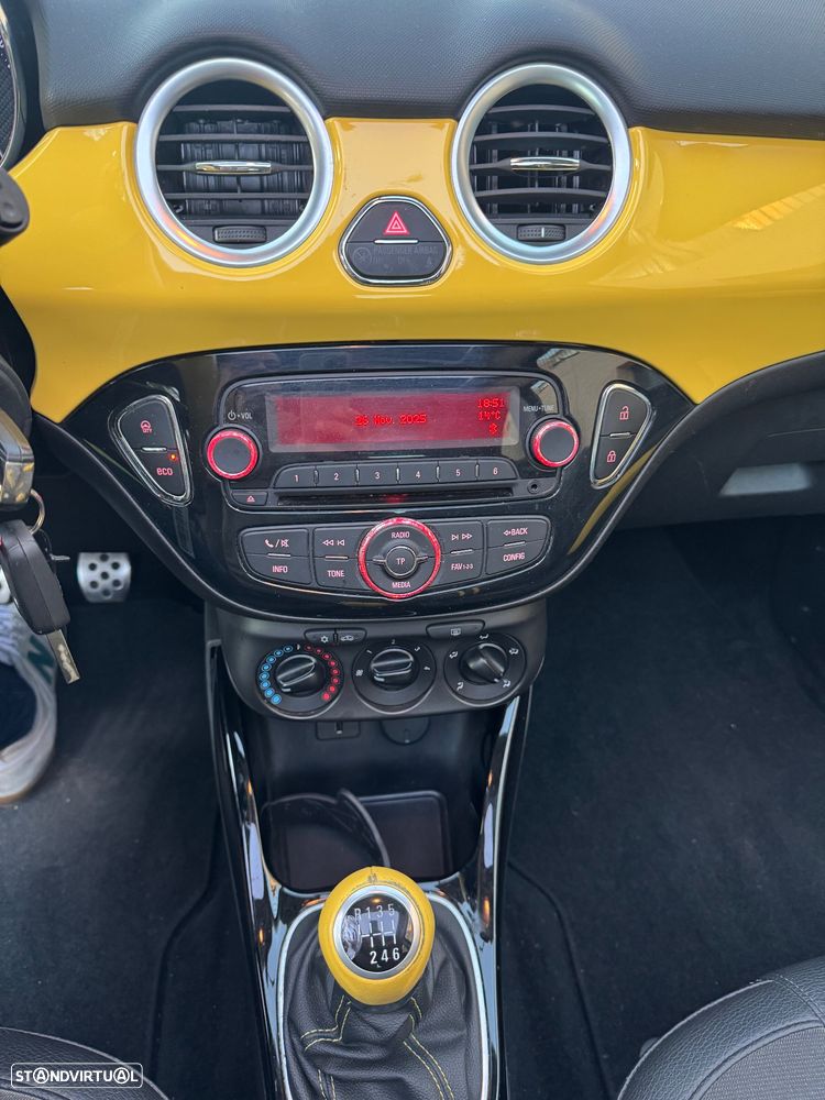 Opel Adam 1.0 S&S Rocks - 12
