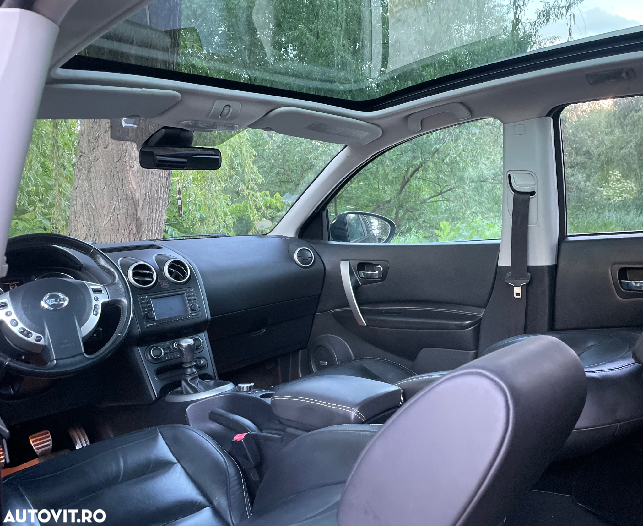 Nissan Qashqai 1.6 DCI 4 x 4 DPF Start/Stop tekna - 11