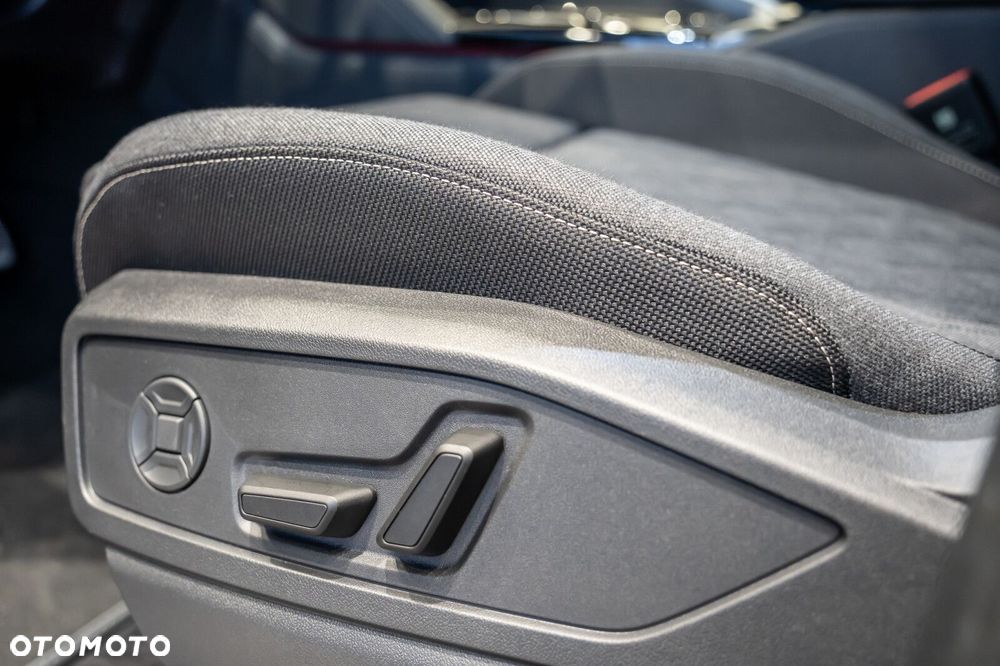 Audi Q5 Sportback - 14