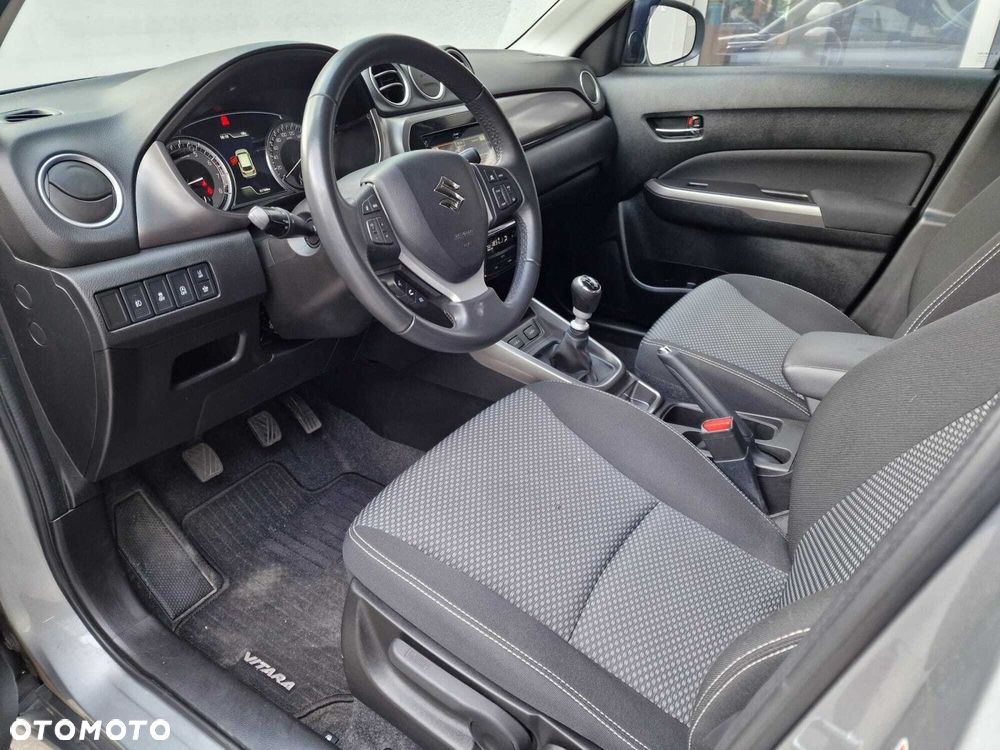 Suzuki Vitara - 12