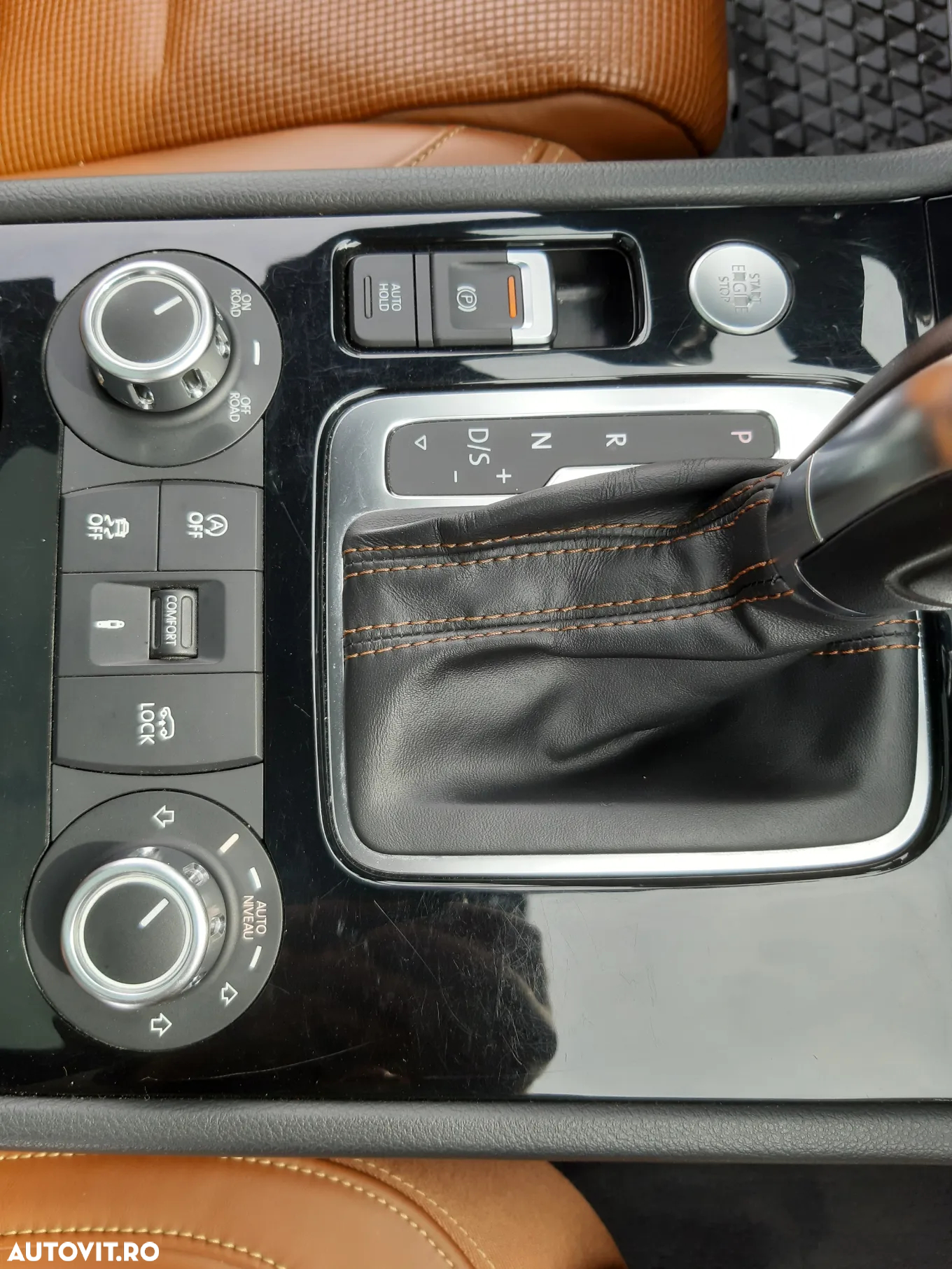 Volkswagen Touareg 3.0 V6 TDI BMT - 19