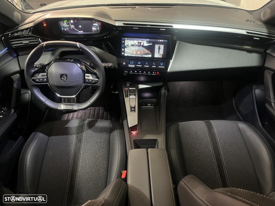 Peugeot 308 1.6 Hybrid GT e-EAT8 - 24