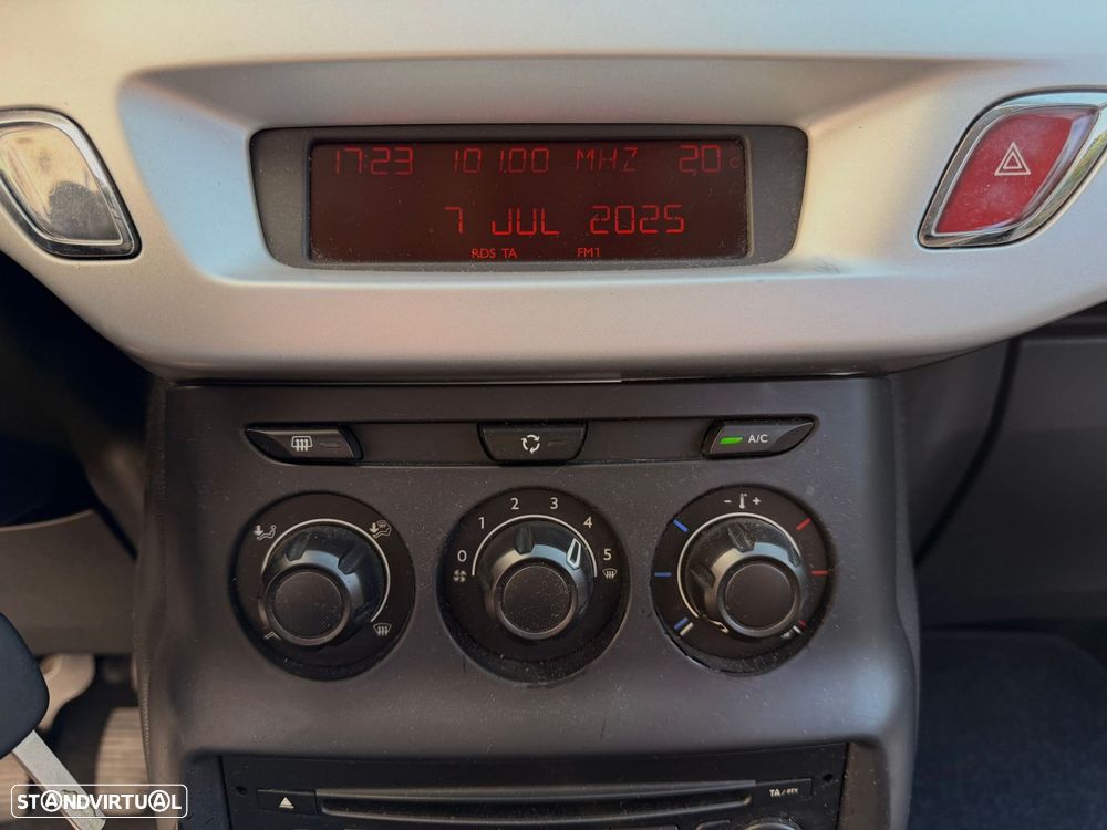 Citroën C3 1.2 VTi Exclusive - 32