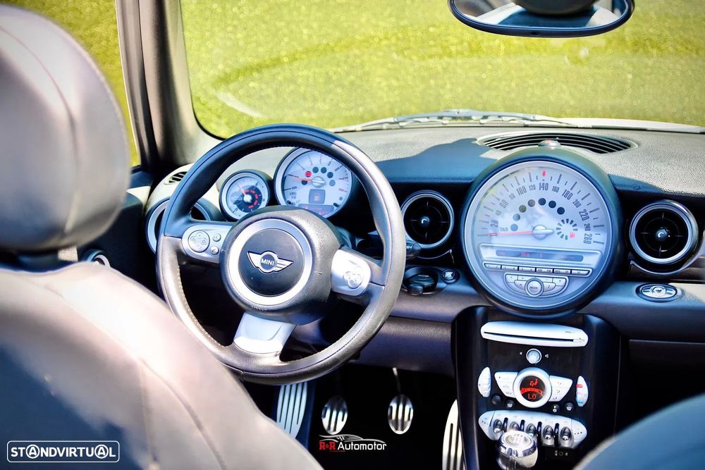 MINI Cabrio Cooper S - 12