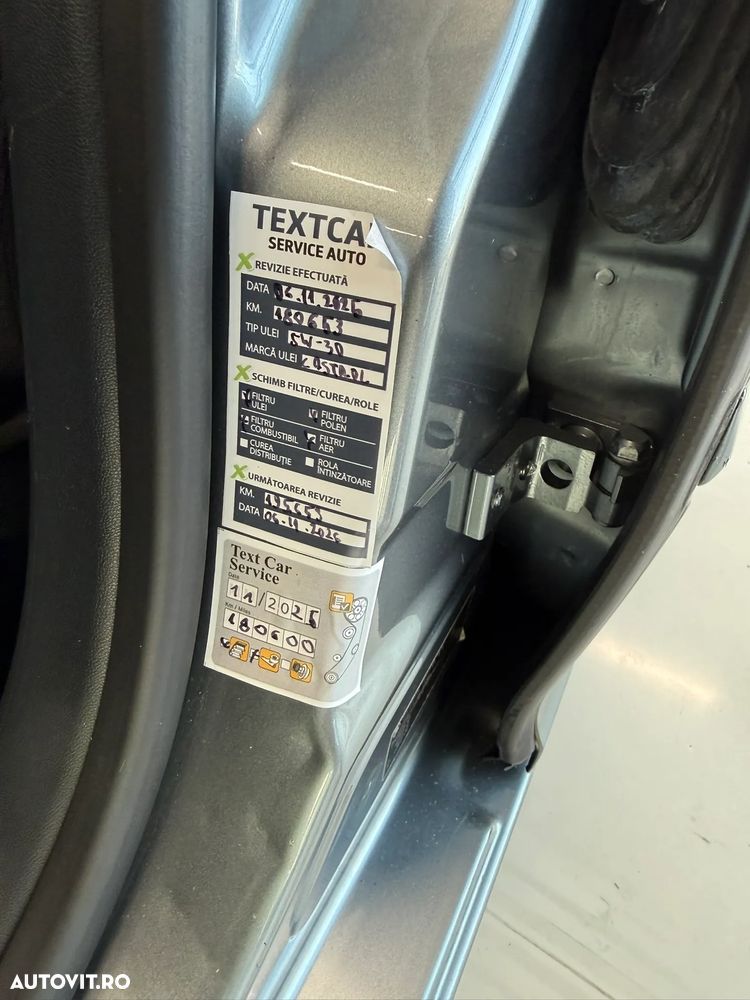 Skoda Octavia Combi 1.4 TSI FAMILY - 30