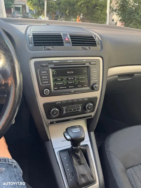 Skoda Octavia 1.8 TSI Drive DSG - 12