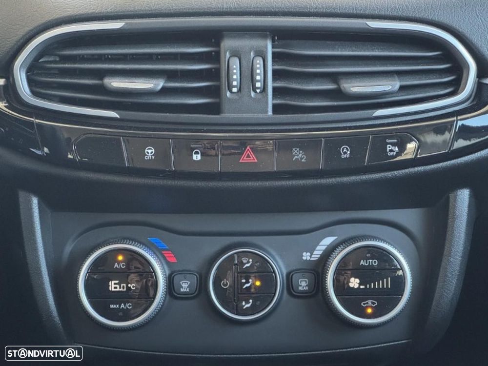 Fiat Tipo 1.3 M-Jet Lounge Tech - 18