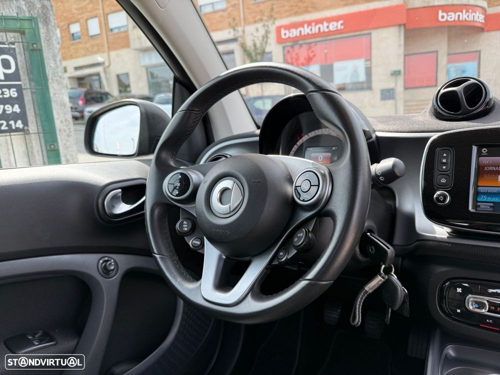 Smart ForTwo Coupé 1.0 Passion 71 - 10