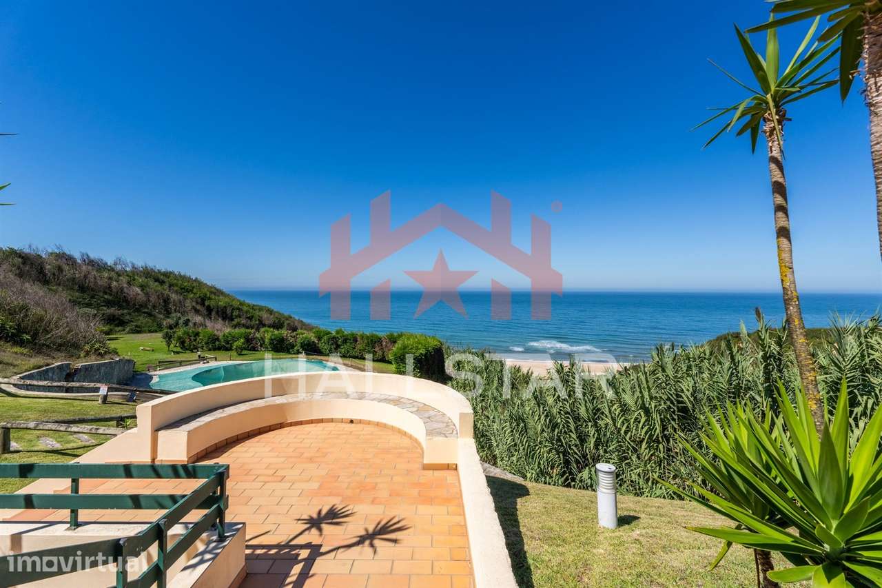 Apartamento T1+1 / Condomínio Fechado com Piscina / Praia da Mina - Grande imagem: 2/24