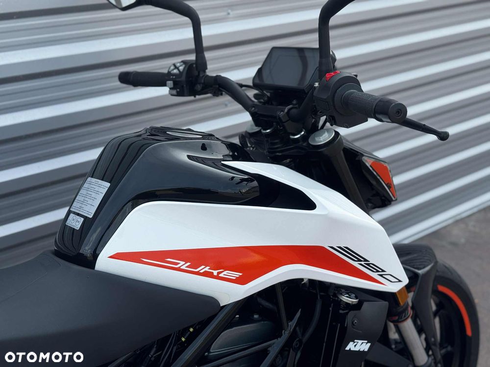 KTM Duke 390 - 8