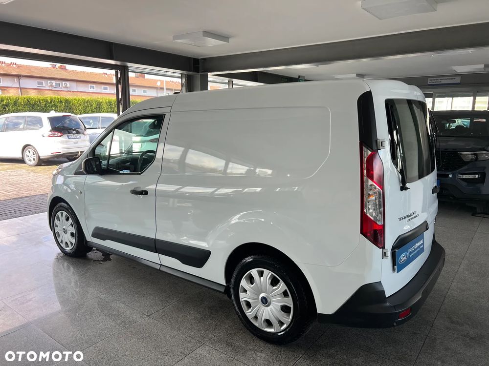 Ford transit Connect - 12
