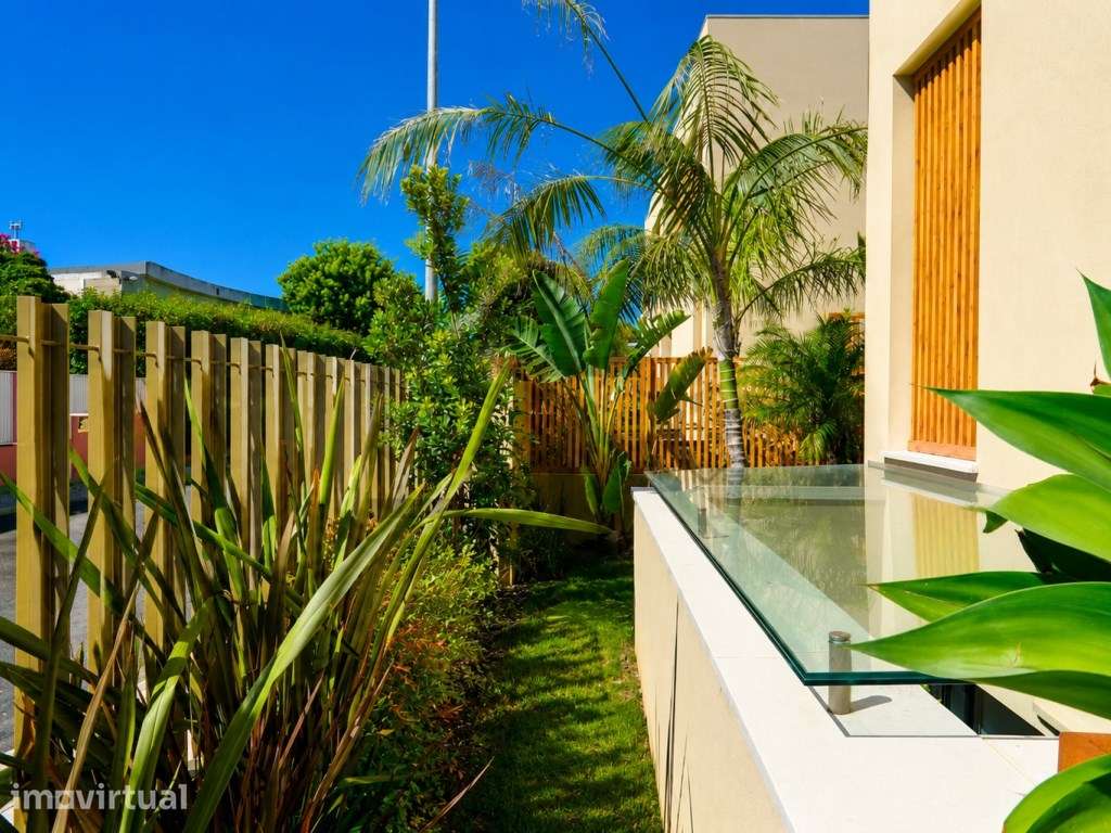 Moradia T5 em Banda com Condominio com Piscina para Venda em Carcav... - Grande imagem: 5/48