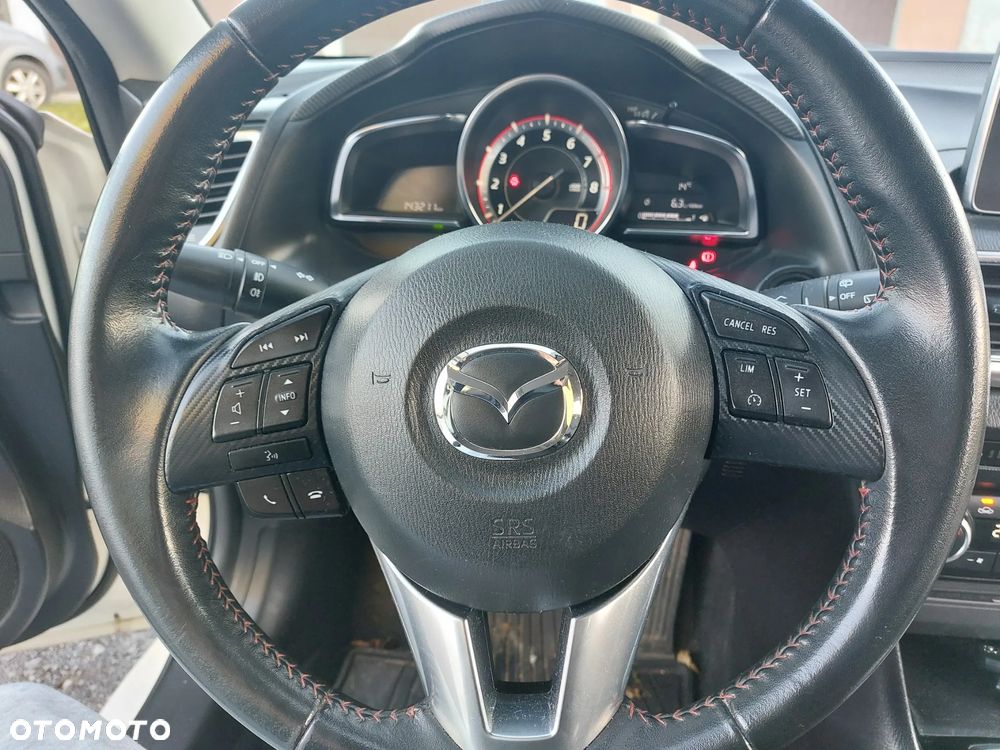 Mazda 3 2.0 Skyenergy EU6 - 17