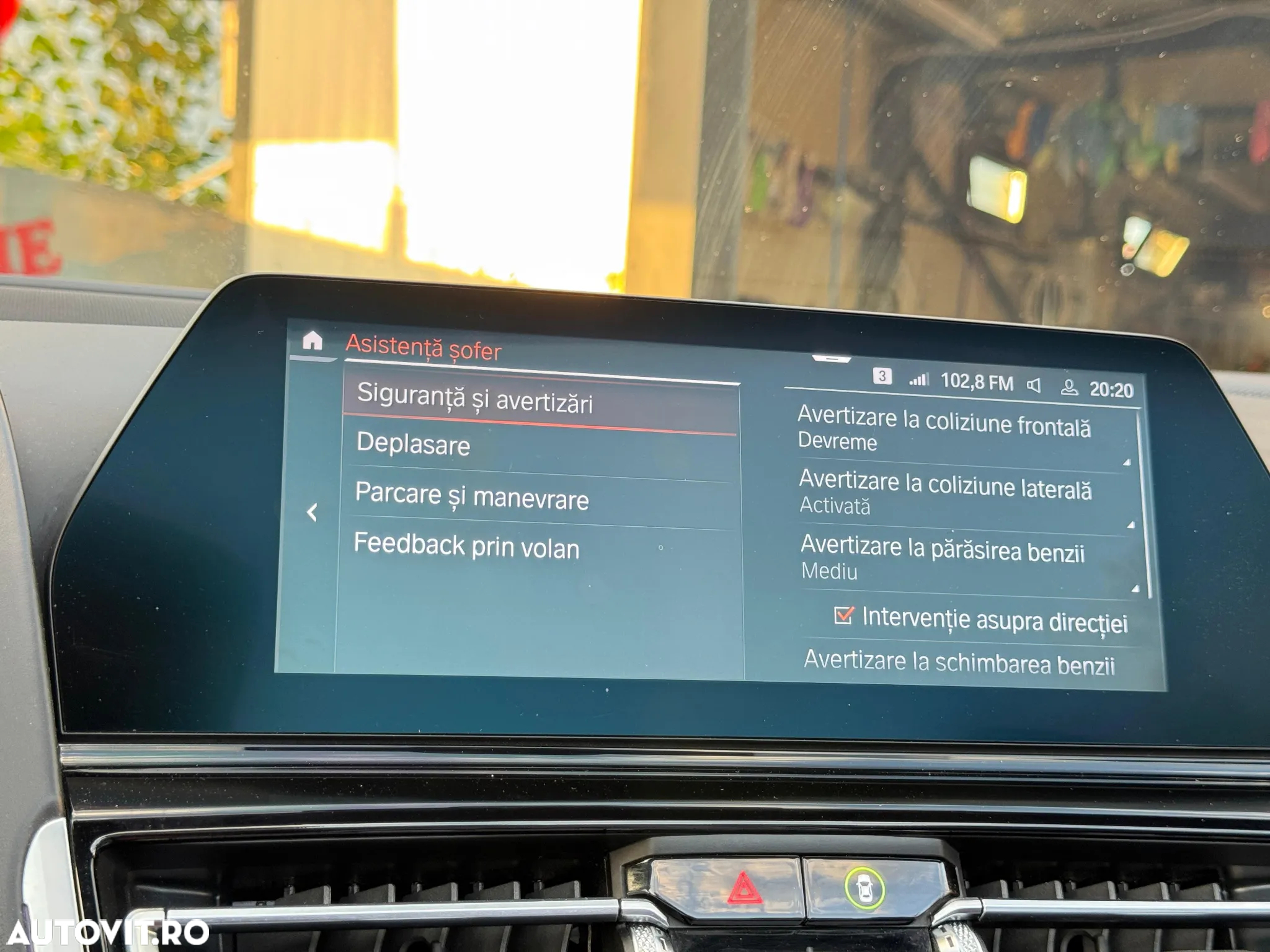 BMW Seria 8 840i xDrive AT - 27