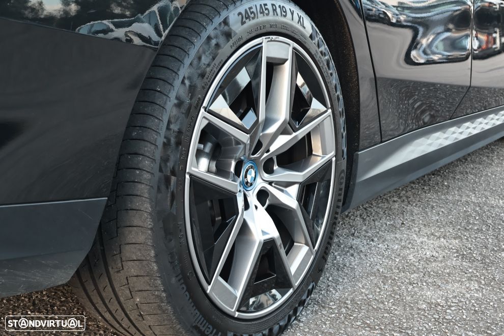 BMW i5 eDrive40 Pack Desportivo M Pro - 5