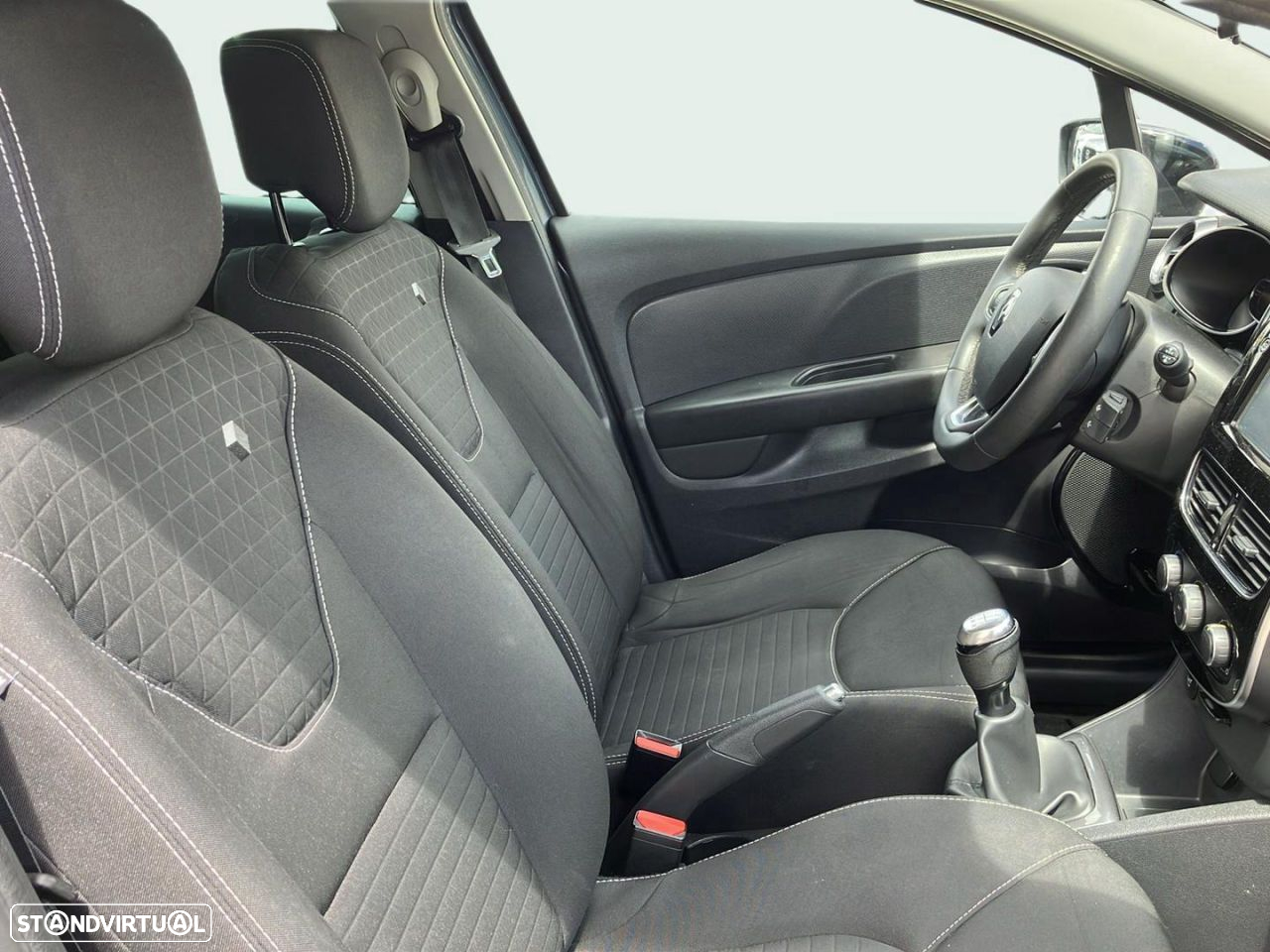 Renault Clio 0.9 TCE Confort - 14