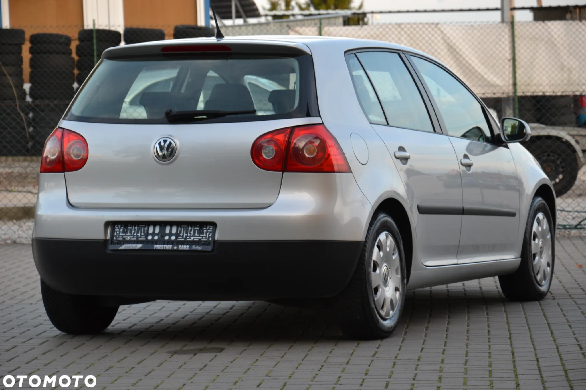 Volkswagen Golf 1.4 Comfortline - 12