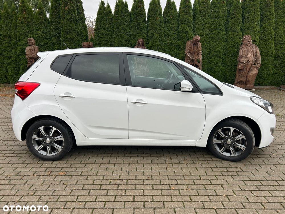 Hyundai ix20 1.6 CRDi Fifa World Cup Edition - 11