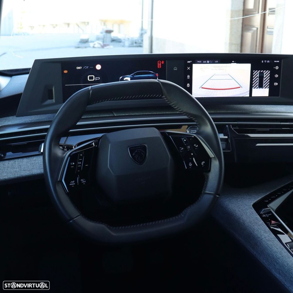 Peugeot 3008 1.2 Hybrid Allure e-DCS6 - 19