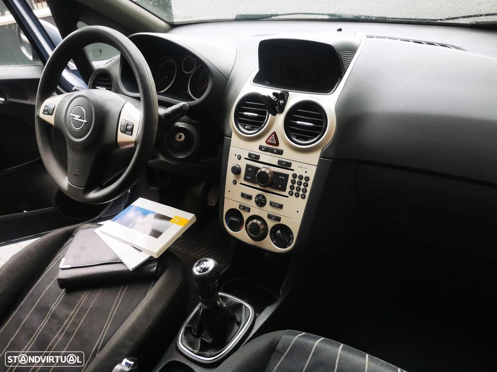 Opel Corsa 1.3 CDTI DPF - 20