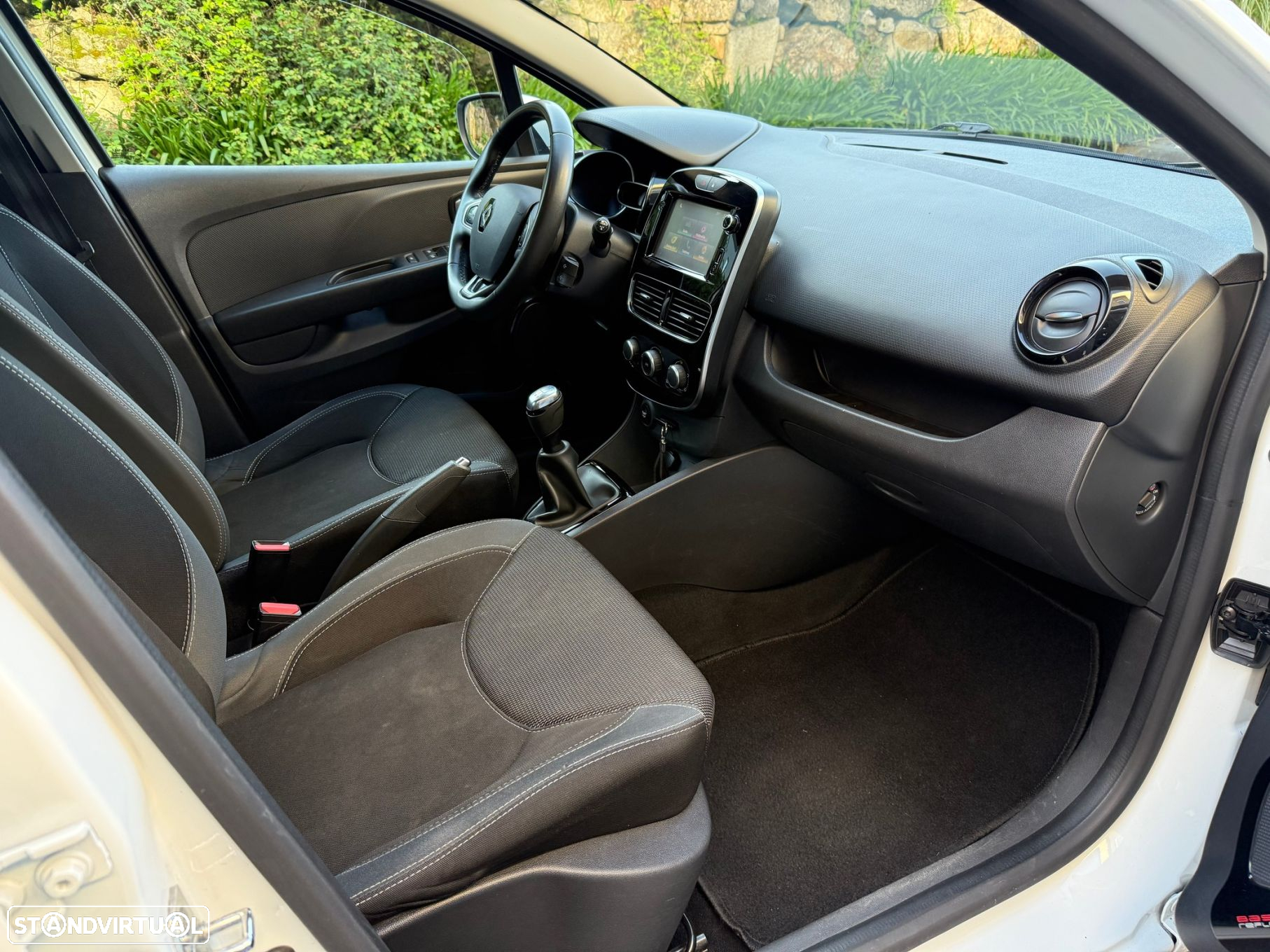 Renault Clio 1.5 dCi Zen - 19