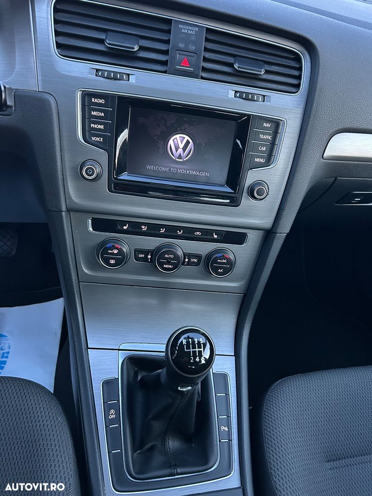 Volkswagen Golf 2.0 TDI (BlueMotion Technology) Highline - 13