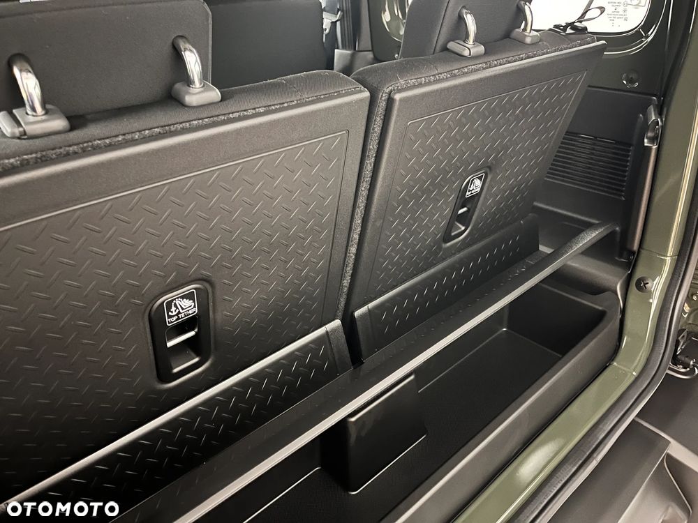 Suzuki Jimny - 16