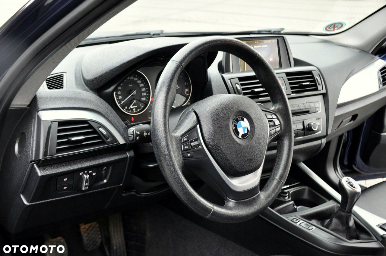 BMW Seria 1 - 23