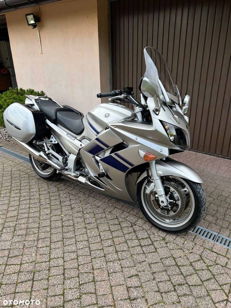 Yamaha FJR - 17