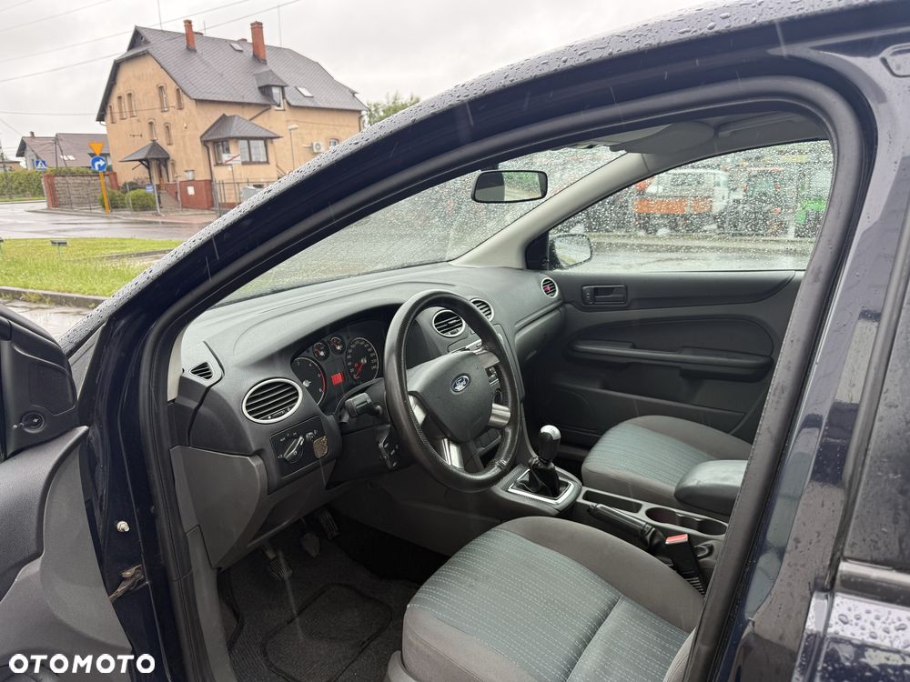 Ford Focus - 8