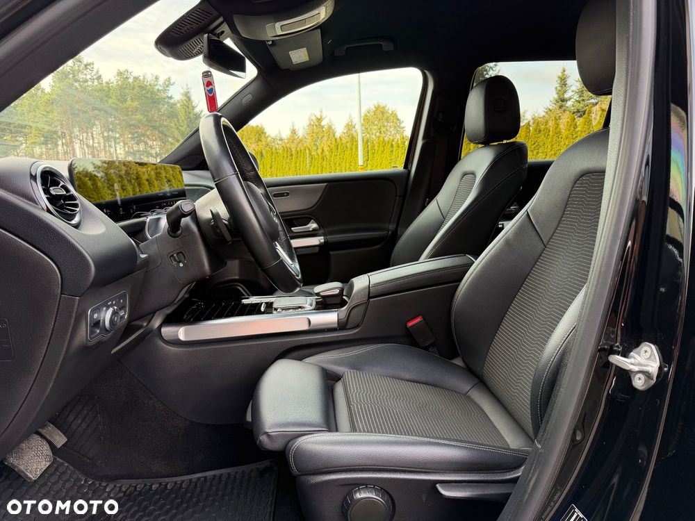 Mercedes-Benz GLB 200 d 8G-DCT Progressive - 28