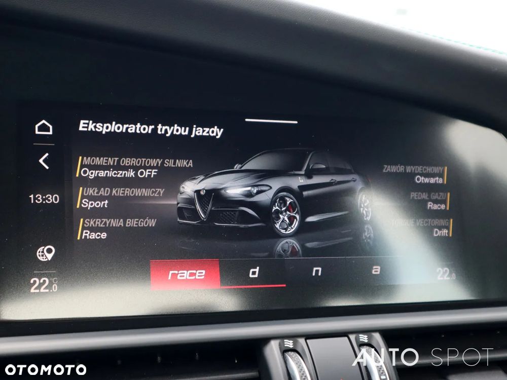 Alfa Romeo Giulia 2.9 Bi Turbo V6 Quadrifoglio - 35
