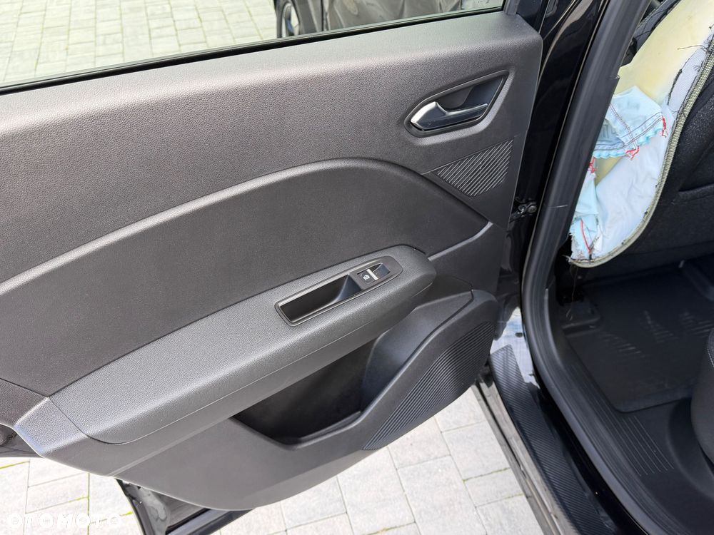 Renault Captur 1.3 TCe mHEV Intens EDC - 32