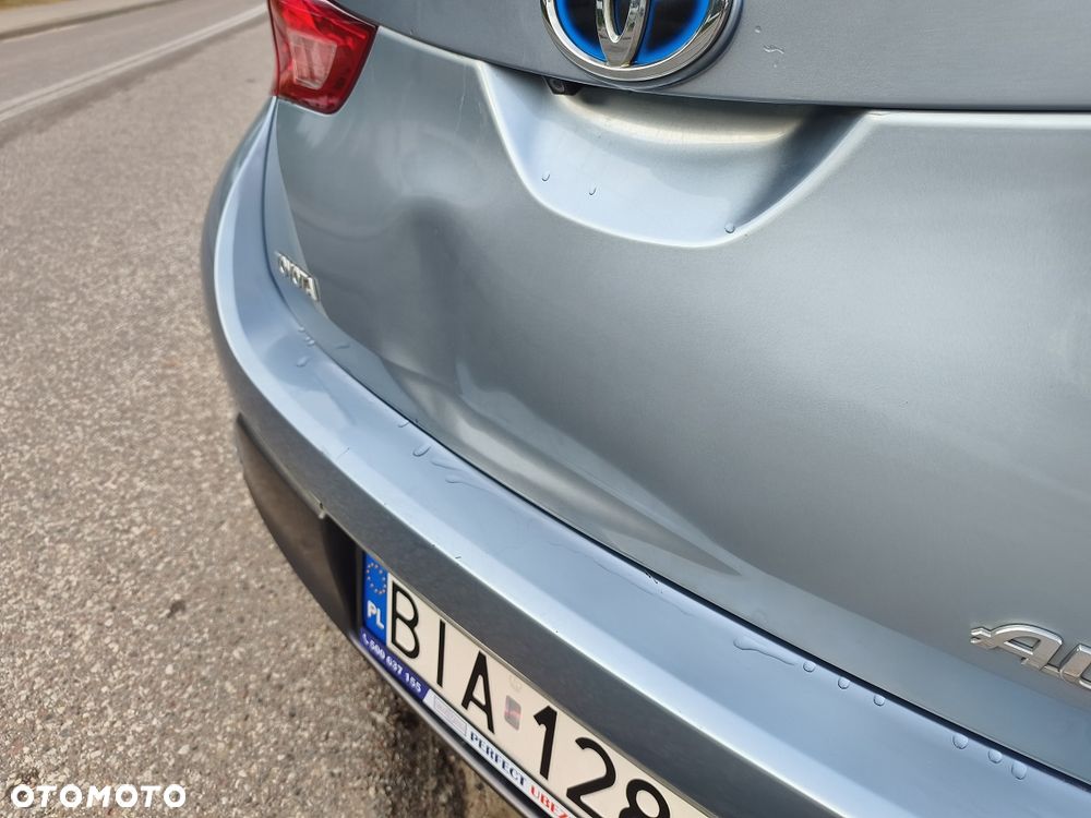 Toyota Auris 1.8 HSD Prestige NAVI - 10