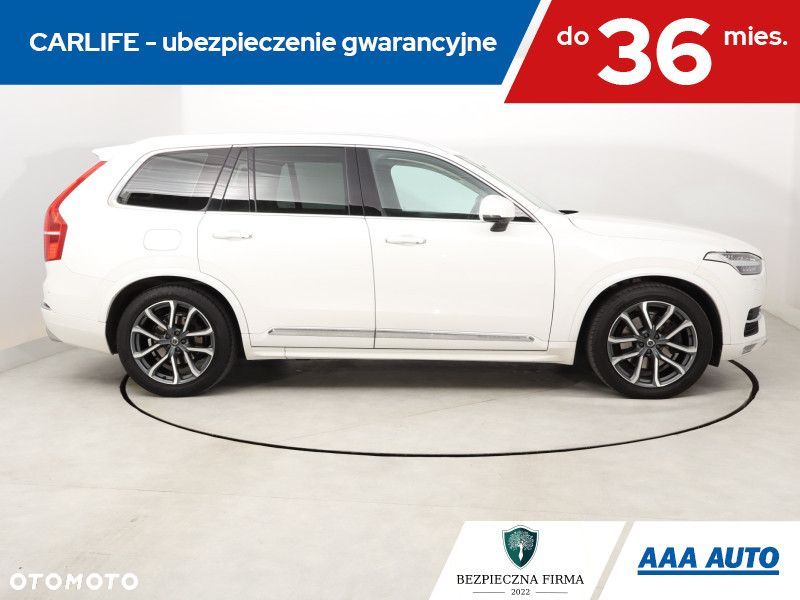 Volvo XC 90 - 8